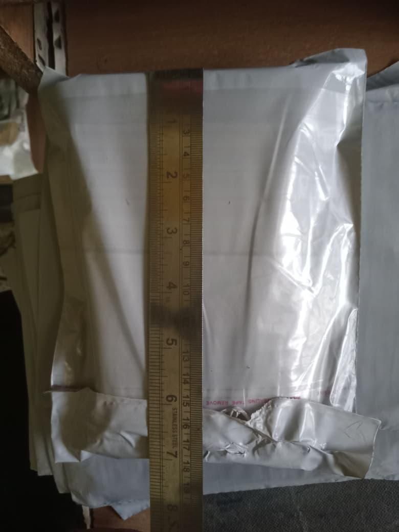 Rare Milk Strawberry Seeds ( Pack of 20) + Plant Growth Serum Free